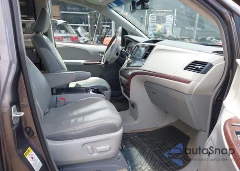 2013 Toyota Sienna Xle V6 7 Passenger Auto Access Seat/Xle V6 8 Passenger from USA, damaged, VIN 5TDYK3DC1DS321762